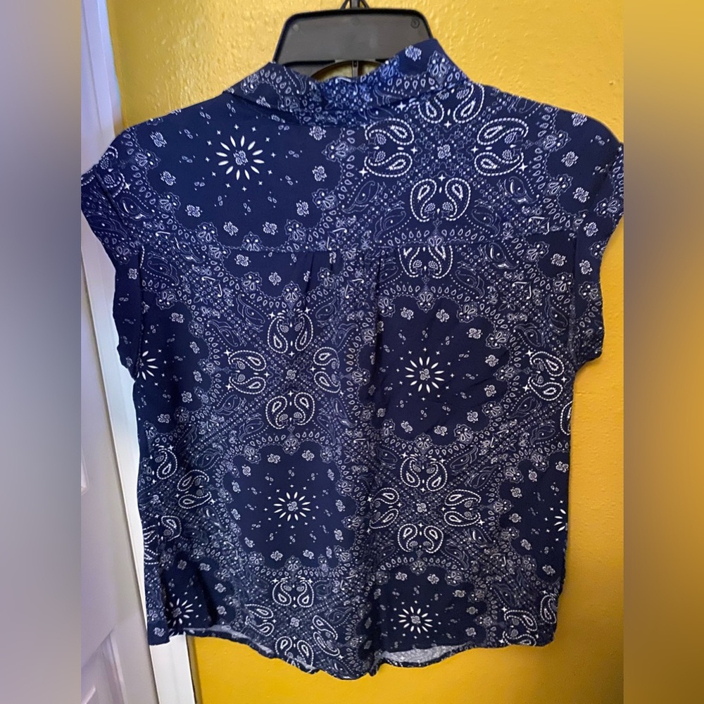 Navy pattern Buttoned Blouse - Picture 2 of 5